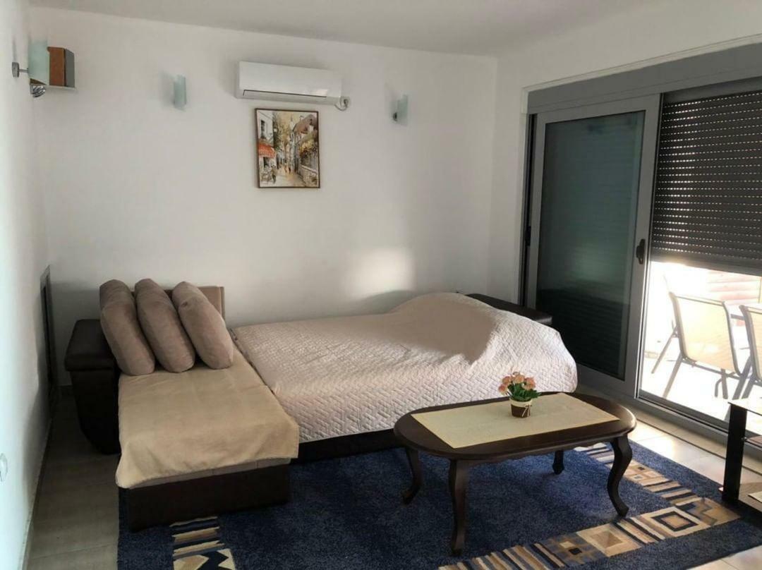 Apartman Ail 2 Ούλτσιν Εξωτερικό φωτογραφία